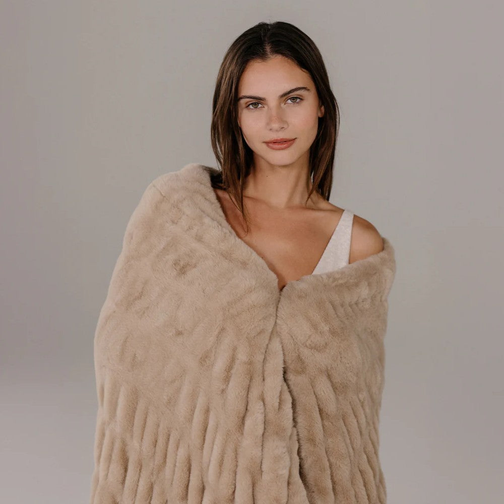 SereneWeave™ Faux-Fur Throw & Blanket